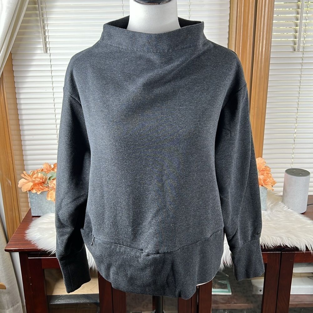 Nike BQ0375-032 Women's Yoga Training Pullover Top Loose Fit Black Heather XL